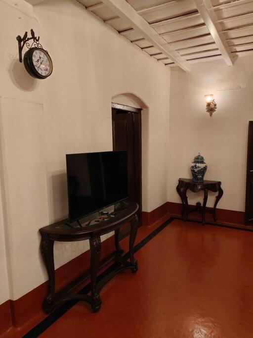 A Quaint Cottage With Rajah'S Seat View. Madikeri Extérieur photo